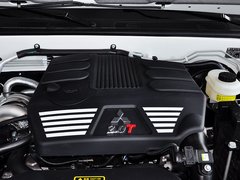 2013款 智尊版 2.0T 手动 四驱精英型 5座