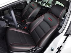 2013款 智尊版 2.0T 手动 四驱精英型 5座