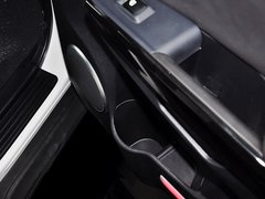 2013款 智尊版 2.0T 手动 四驱精英型 5座