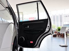 2013款 智尊版 2.0T 手动 四驱精英型 5座