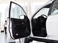 2013款 智尊版 2.0T 手动 四驱精英型 5座