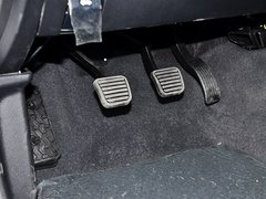 2013款 智尊版 2.0T 手动 四驱精英型 5座