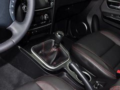 2013款 智尊版 2.0T 手动 四驱精英型 5座