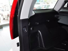 2013款 智尊版 2.0T 手动 四驱精英型 5座