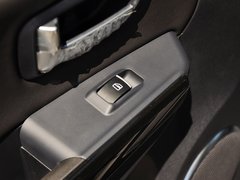 2013款 智尊版 2.0T 手动 两驱进取型 5座