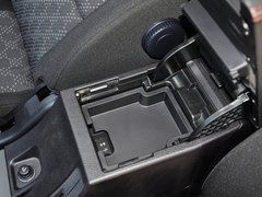2013款 智尊版 2.0T 手动 两驱进取型 5座