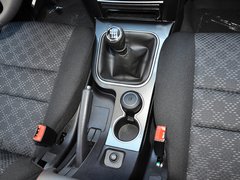 2013款 智尊版 2.0T 手动 两驱进取型 5座