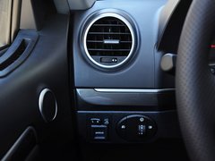 2013款 智尊版 2.0T 手动 两驱进取型 5座