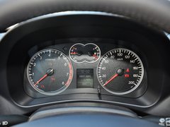 2013款 智尊版 2.0T 手动 两驱进取型 5座
