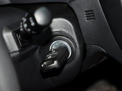 2013款 2.0 DLX 自动两驱 5座