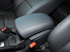 2013款 2.0 DLX 自动两驱 5座