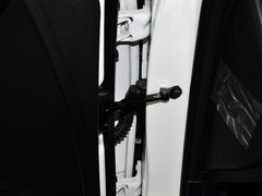 2013款 2.4L自动 商务天窗型 国IV