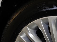 2013款 2.4L自动 商务天窗型 国IV