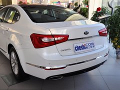 2013款 2.4L自动 商务天窗型 国IV