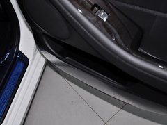 2013款 2.4L自动 商务天窗型 国IV