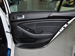 2013款 2.4L自动 商务天窗型 国IV