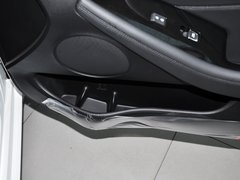2013款 2.4L自动 商务天窗型 国IV