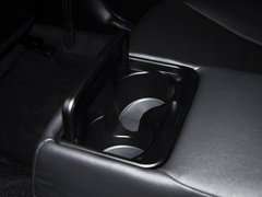 2013款 2.4L自动 商务天窗型 国IV