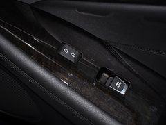 2013款 2.4L自动 商务天窗型 国IV