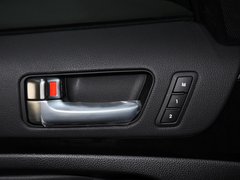 2013款 2.4L自动 商务天窗型 国IV