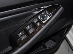2013款 2.4L自动 商务天窗型 国IV