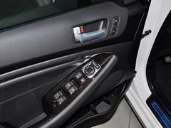 2013款 2.4L自动 商务天窗型 国IV