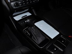 2013款 2.4L自动 商务天窗型 国IV