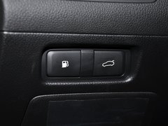 2013款 2.4L自动 商务天窗型 国IV