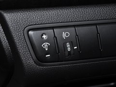 2013款 2.4L自动 商务天窗型 国IV