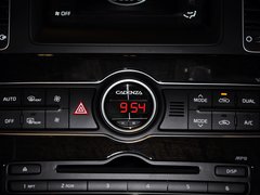 2013款 2.4L自动 商务天窗型 国IV