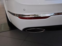 2013款 2.4L自动 商务天窗型 国IV