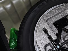 2013款 2.4L 自动 商务天窗型 国V
