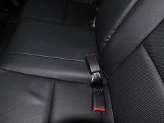 2013款 2.4L 自动 商务天窗型 国V