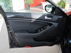 2013款 2.4L 自动 商务天窗型 国V