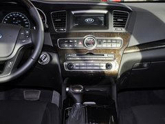2013款 2.4L 自动 商务天窗型 国V