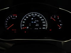 2013款 2.4L 自动 商务天窗型 国V