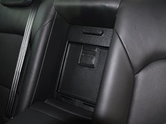 2013款 2.4L 自动 商务天窗型 国V
