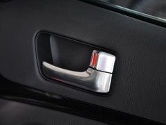 2013款 2.4L 自动 商务天窗型 国V