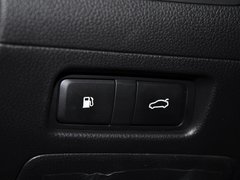 2013款 2.4L 自动 商务天窗型 国V