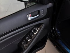 2013款 2.4L 自动 商务天窗型 国V