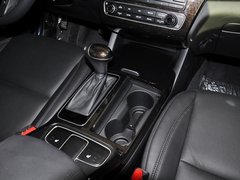 2013款 2.4L 自动 商务天窗型 国V