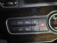 2013款 2.4L 自动 商务天窗型 国V