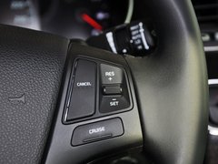 2013款 2.4L 自动 商务天窗型 国V