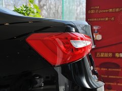 2013款 2.4L 自动 商务天窗型 国V