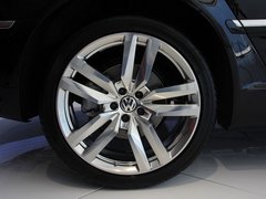 2013款 4.2L 自动 柏秋纳弗洛版