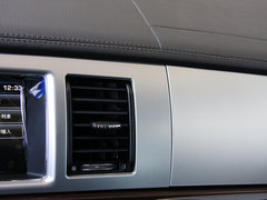 捷豹XF 2013款 2.0T 自动 剑桥限量版