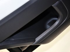 2014款 5.0T 自动 SC锋尚创世版 5座