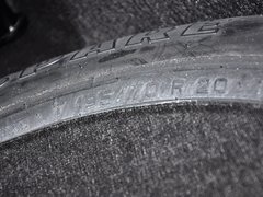 2014款 5.0T 自动 SC锋尚创世版 5座