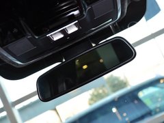 2014款 5.0T 自动 SC锋尚创世版 5座