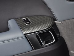 2014款 5.0T 自动 SC锋尚创世版 5座